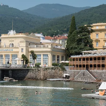 Azureo With Ocean View *