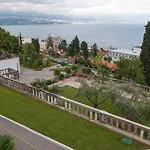Azureo With Ocean View By Stadtlandnest * Опатия