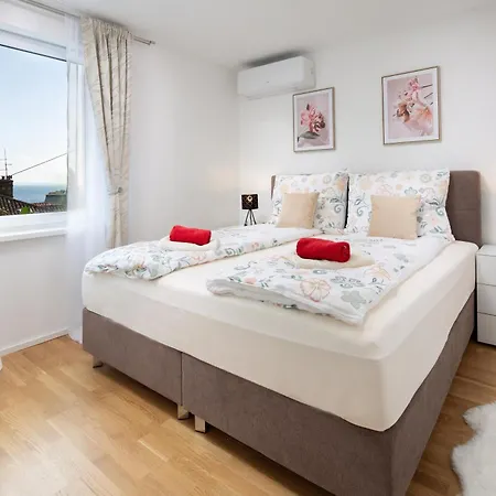 شقة Azureo With Ocean View By Stadtlandnest أوباتيا